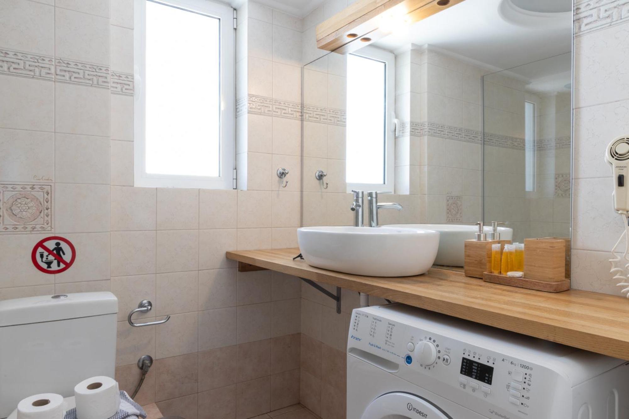 Luxury And Spacious Apt For 8 Guests New Features April 2025 Ateny Zewnętrze zdjęcie